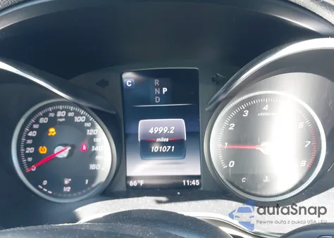 2018 Mercedes-Benz C 300 4Matic из США, поврежденный, VIN 55SWF4KB7JU235656